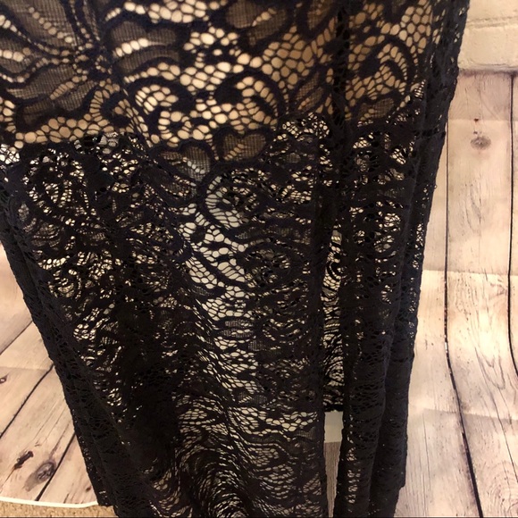 Formal Navy Lace Long Dress, size 6 - Picture 7 of 7